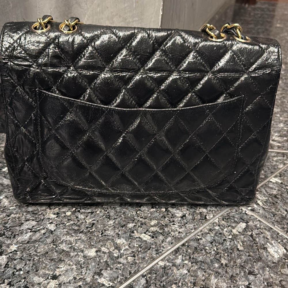 Chanel Jumbo Patent Classic Bag - Picture 4 of 10
